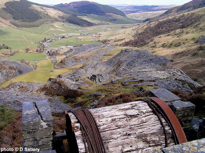 Tionscal Slate na Tuaisceart agus na MeánBhreatainne